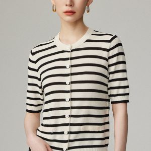 Elegant Crew Neck Stretch Cardigan