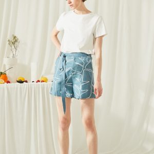Elegant High-Waist Shorts for Summer